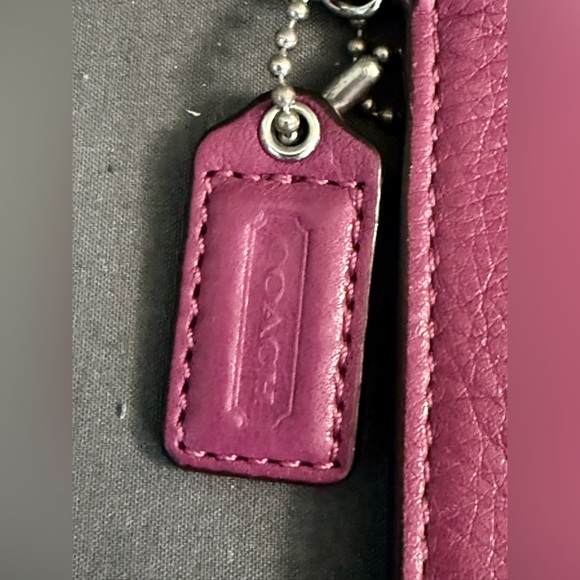 Coach Madison Slim Fuscia Pink Zip Top Leather Chain Wristlet Silver Hardware - Picture 3 of 6